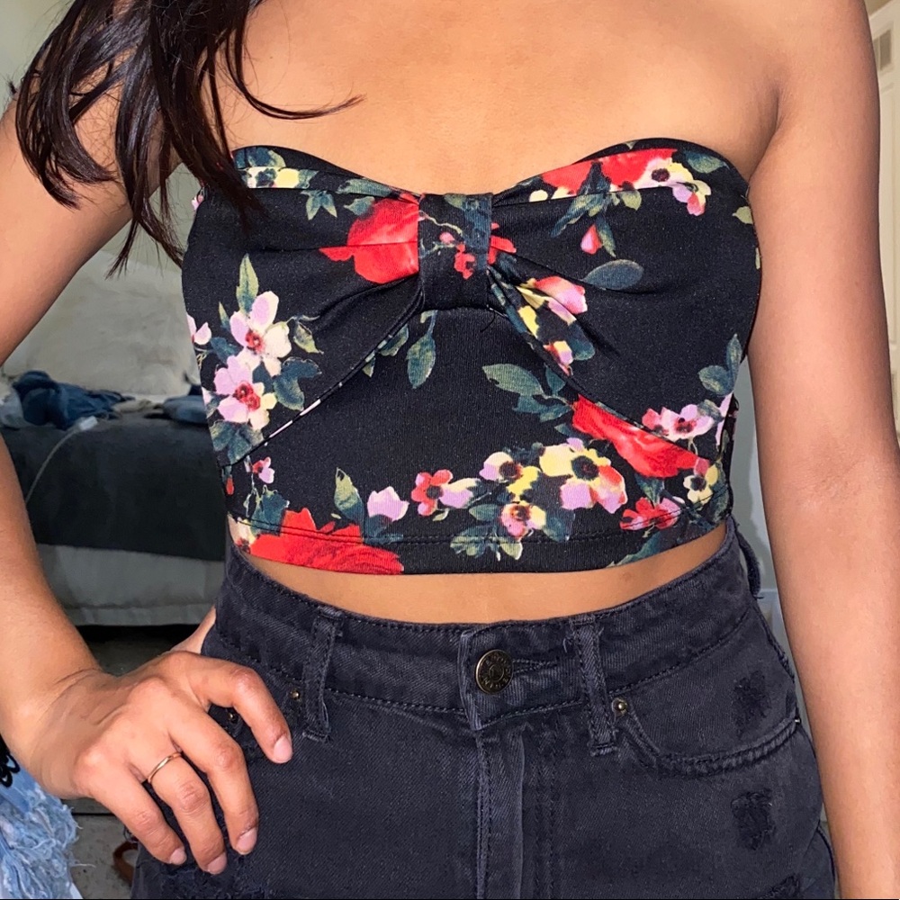 Bow crop top